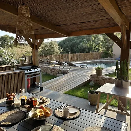 A Tarra Di Sari Villa Figari (Corsica)