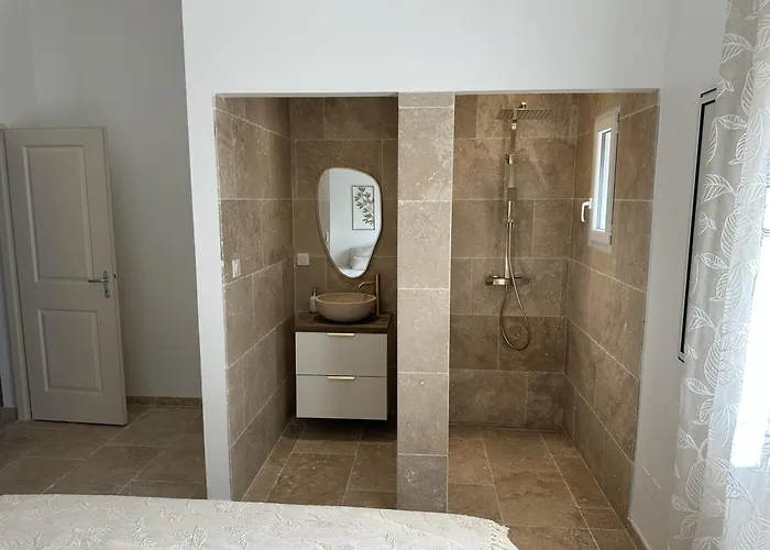 In Nature & Heated Pool - Figari (Corsica)