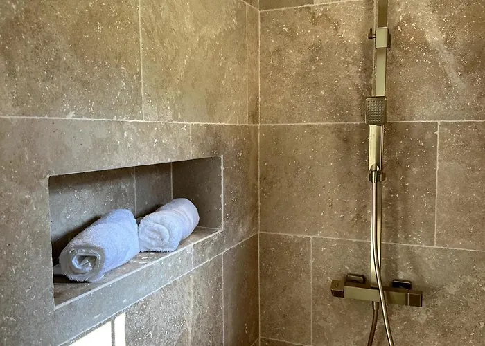 Villa In Nature & Heated Pool - *